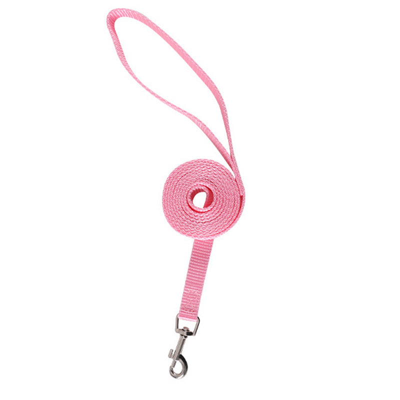 Suitable for dogs and small cats, and designed for daily walks and outdoor activities.